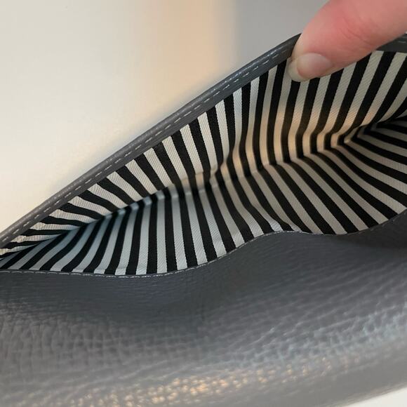 Kate Spade Gray Leather Paloma Road Crossbody Bag Purse - Picture 13 of 13